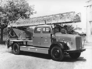 Mercedes-Benz L3500F DL25 by Metz